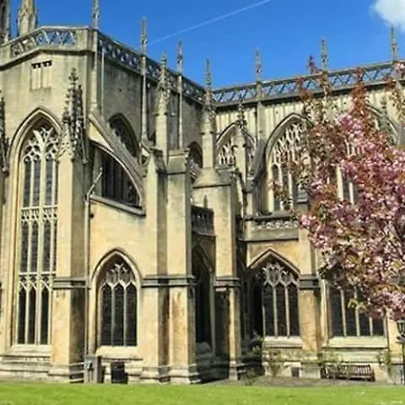 Chic Centre Moments From Wills Memorial Appartamento Bristol